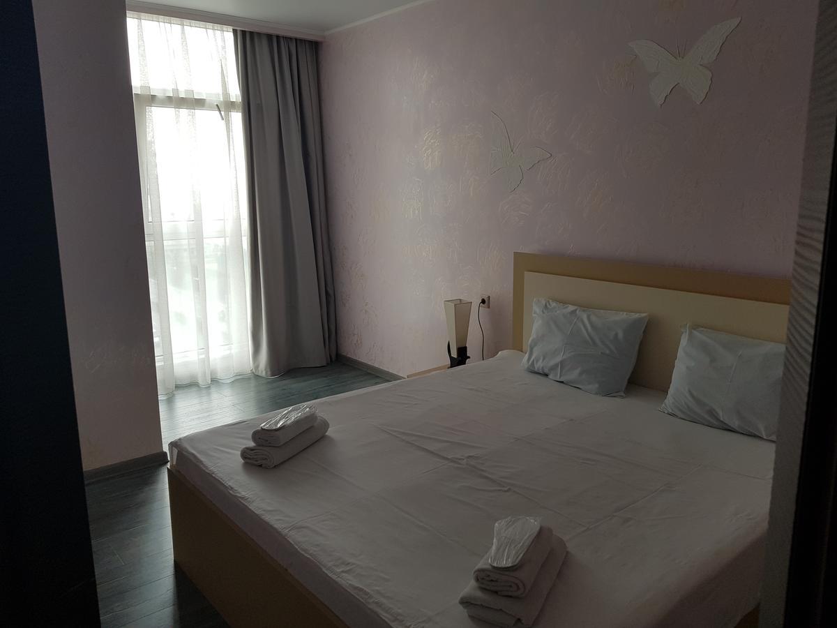 Aparthotel Viva Blue Batumi Zewnętrze zdjęcie